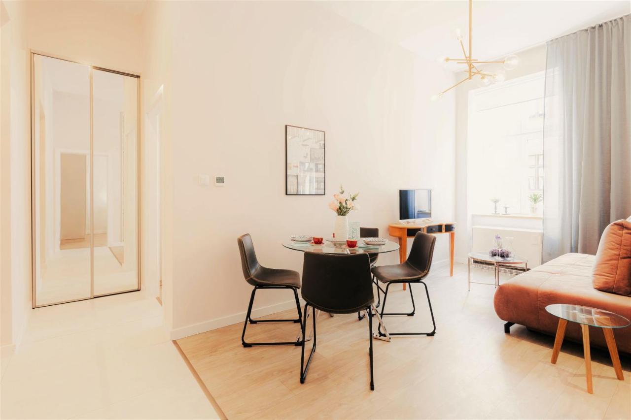 Delux Apartament Oldtown Kochanowskiego 30 Kraków Eksteriør billede